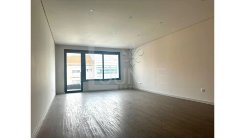 Apartamento T3 para Venda em Cedofeita, Santo Ildefonso, Sé, Miragaia, São Nicolau e Vitória