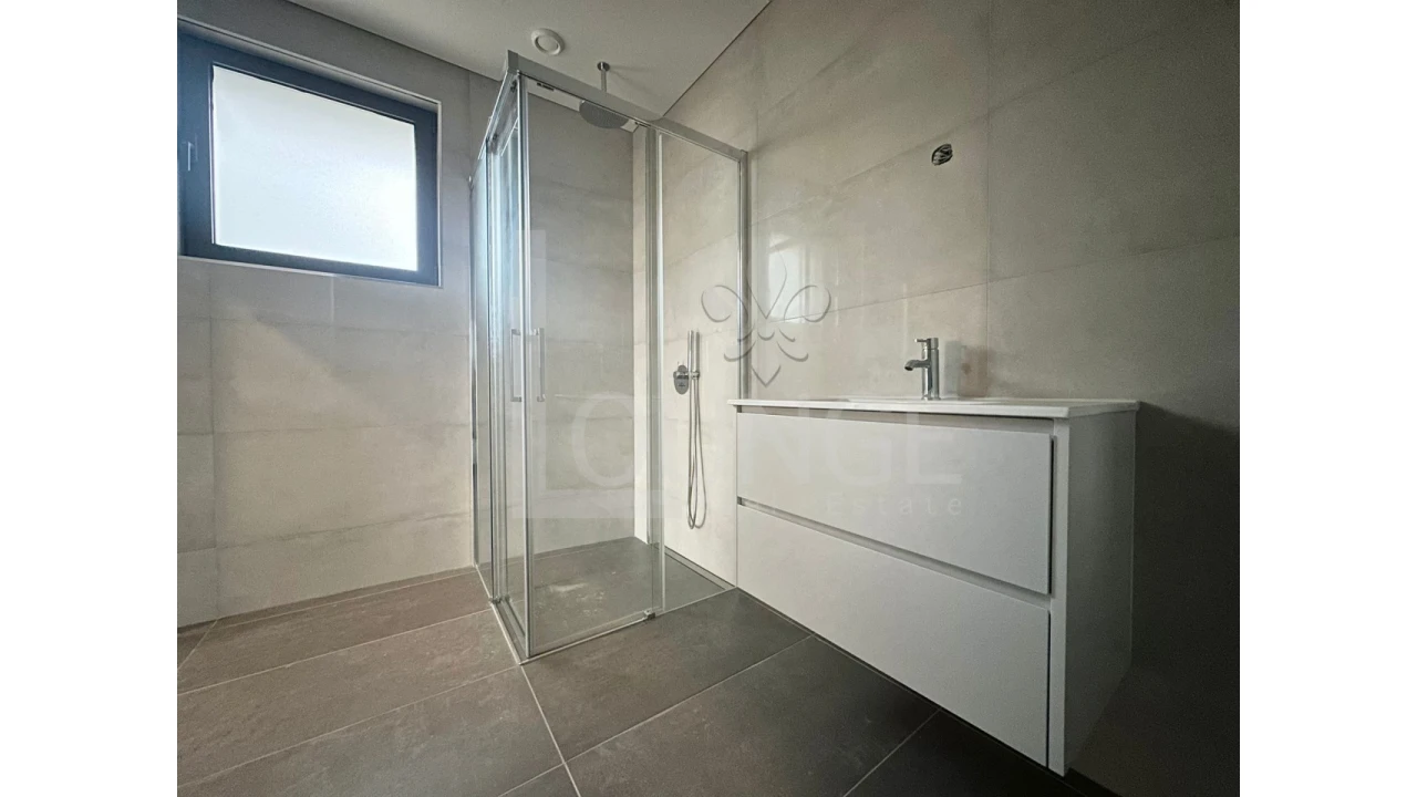 Apartamento T4 para Venda em Cedofeita, Santo Ildefonso, Sé, Miragaia, São Nicolau e Vitória Foto 14
