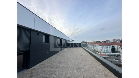 Apartamento T4 para Venda em Cedofeita, Santo Ildefonso, Sé, Miragaia, São Nicolau e Vitória