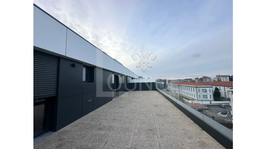 Apartamento T4 para Venda em Cedofeita, Santo Ildefonso, Sé, Miragaia, São Nicolau e Vitória Foto 6
