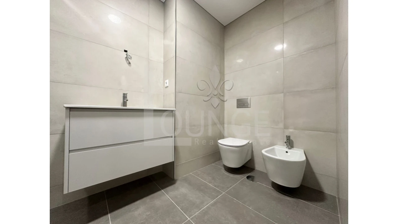 Apartamento T2 para Venda em Cedofeita, Santo Ildefonso, Sé, Miragaia, São Nicolau e Vitória Foto 16
