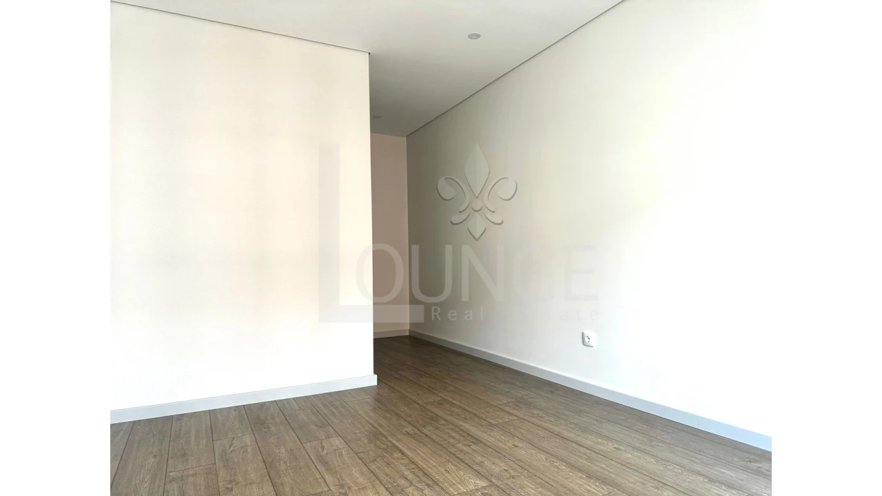 Apartamento T2 para Venda em Cedofeita, Santo Ildefonso, Sé, Miragaia, São Nicolau e Vitória Foto 12
