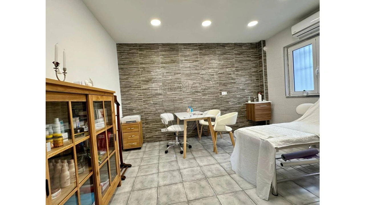 Loja para Venda em Seixal, Arrentela e Aldeia de Paio Pires Foto 15