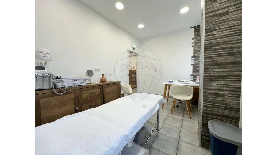 Loja para Venda em Seixal, Arrentela e Aldeia de Paio Pires Foto 12