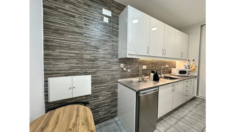 Loja para Venda em Seixal, Arrentela e Aldeia de Paio Pires Foto 8