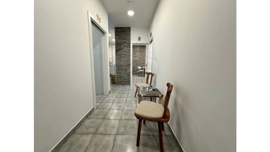 Loja para Venda em Seixal, Arrentela e Aldeia de Paio Pires Foto 4