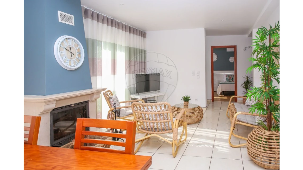 Moradia T3 para Arrendamento em São Pedro da Cadeira Foto 13