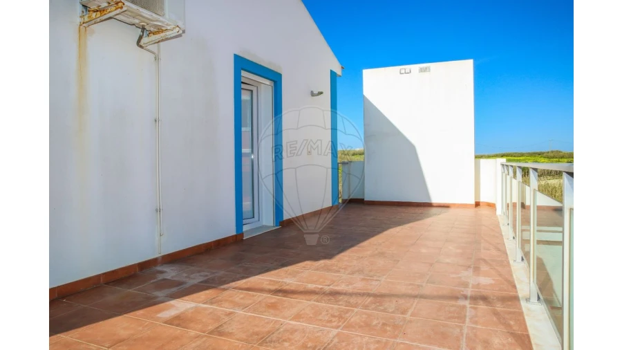 Moradia T3 para Arrendamento em São Pedro da Cadeira Foto 28