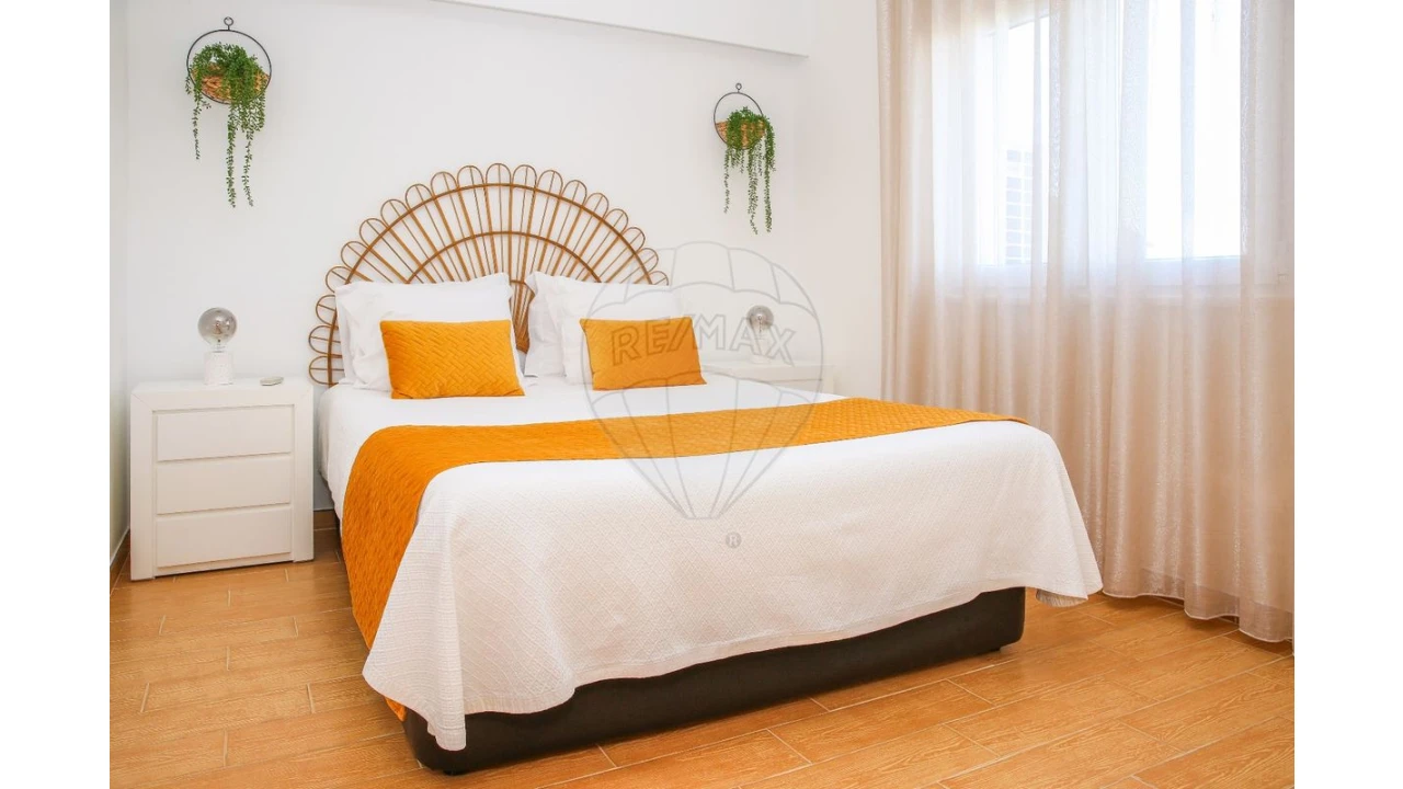 Moradia T3 para Arrendamento em São Pedro da Cadeira Foto 4