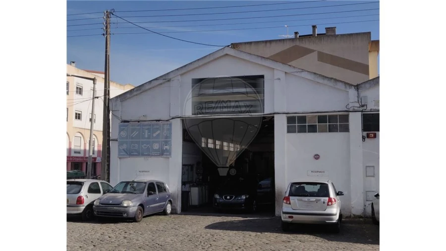 Armazém para Venda em Loures Foto 2