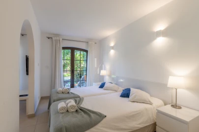 Apartamento para Arrendamento férias em Quarteira