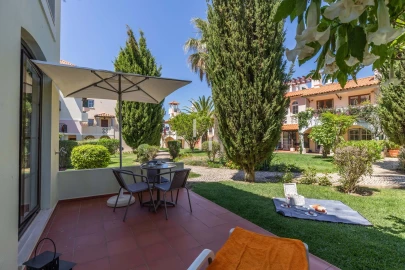 Apartamento para Arrendamento férias em Quarteira