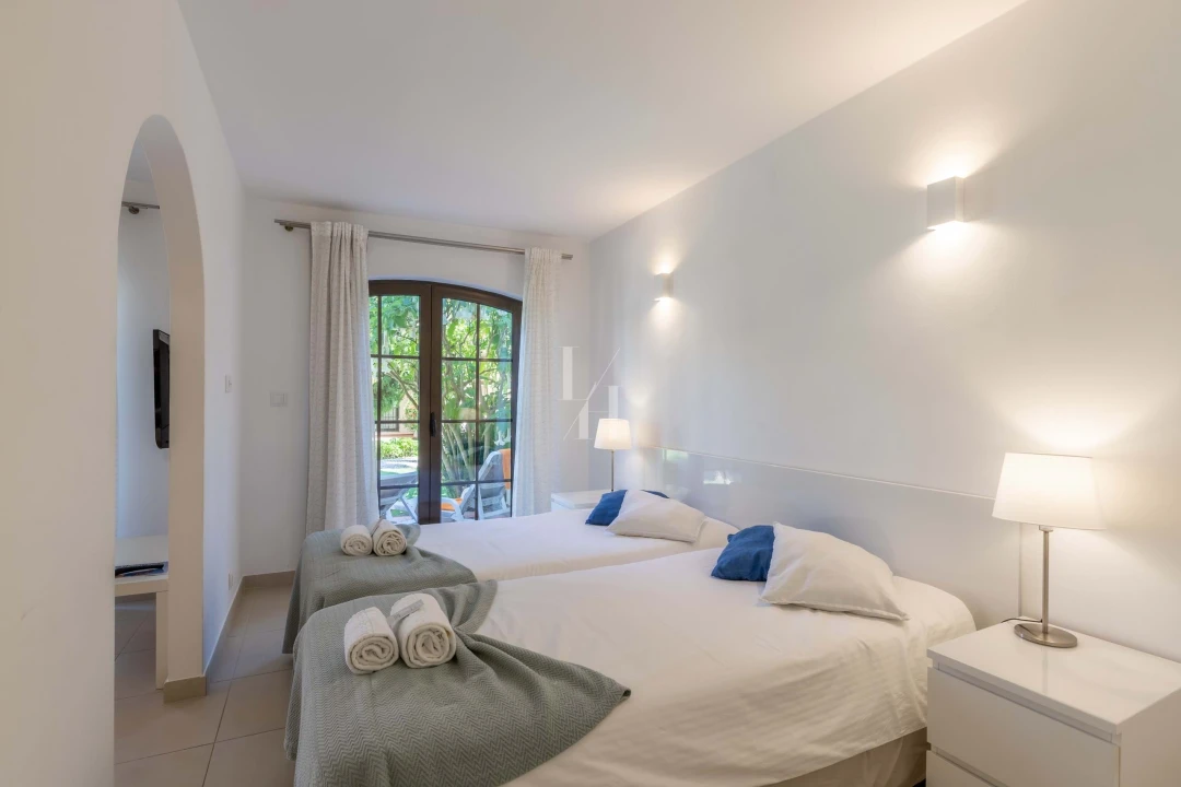 Apartamento para Arrendamento férias em Quarteira Foto 1