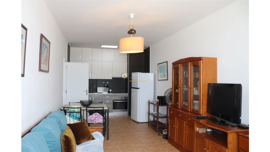 Apartamento T1 para Venda em Quarteira Foto 6