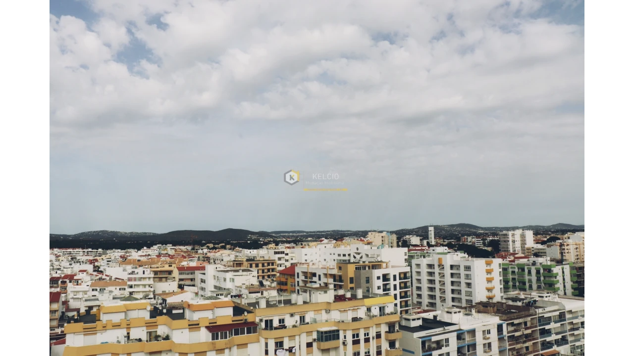 Apartamento T1 para Venda em Quarteira Foto 13