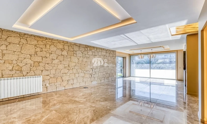 Apartamento T4 para Venda em Vila do Conde Foto 4