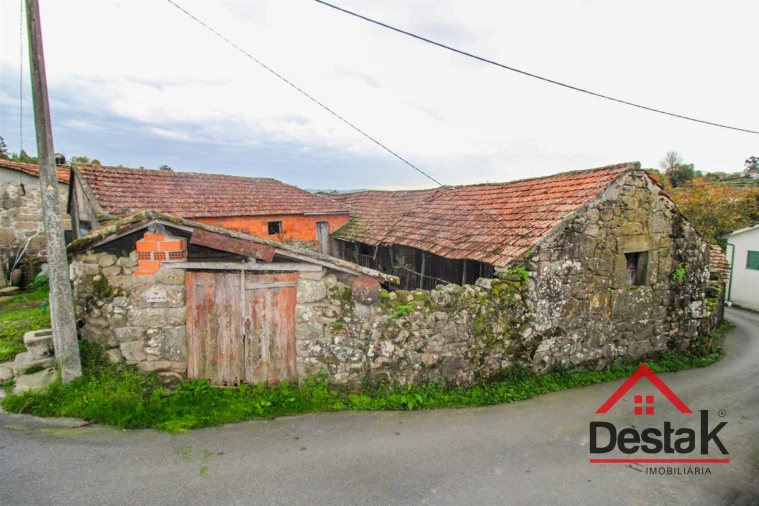 Moradia T0 para Venda em Carvalhais e Candal Foto 6