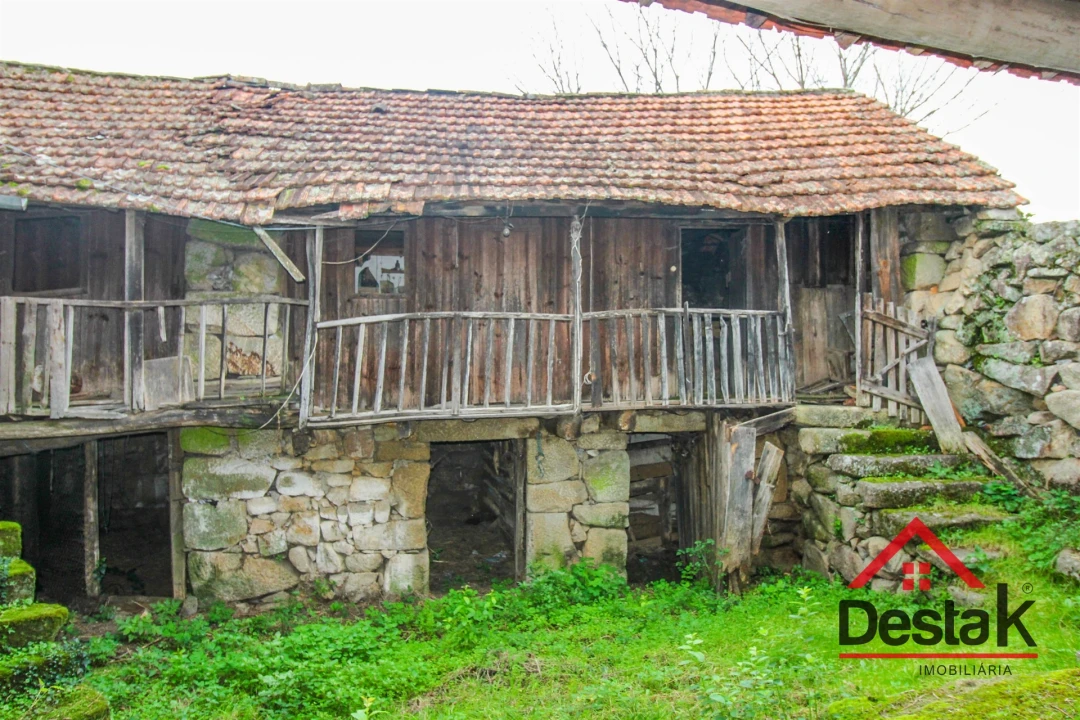 Moradia T0 para Venda em Carvalhais e Candal Foto 5