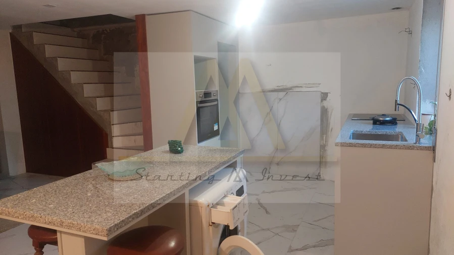 Moradia T3 para Venda em Retorta e Tougues Foto 5