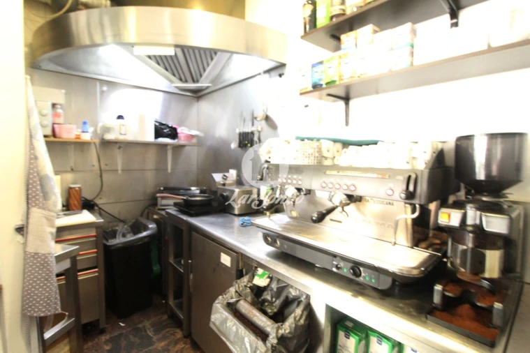 Loja para Trespasse em Arcozelo Foto 11