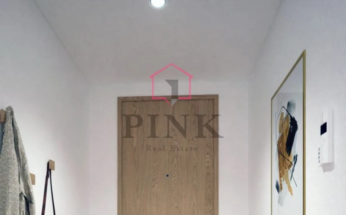 Apartamento T1 para Venda em Camara de Lobos Foto 4