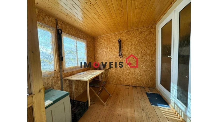 Moradia T2 para Venda em Benfica do Ribatejo Foto 1