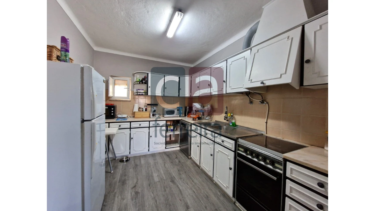 Moradia T4 para Venda em Romeira e Várzea Foto 4