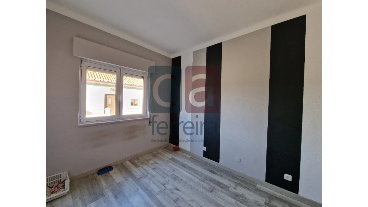 Moradia T4 para Venda em Romeira e Várzea Foto 12