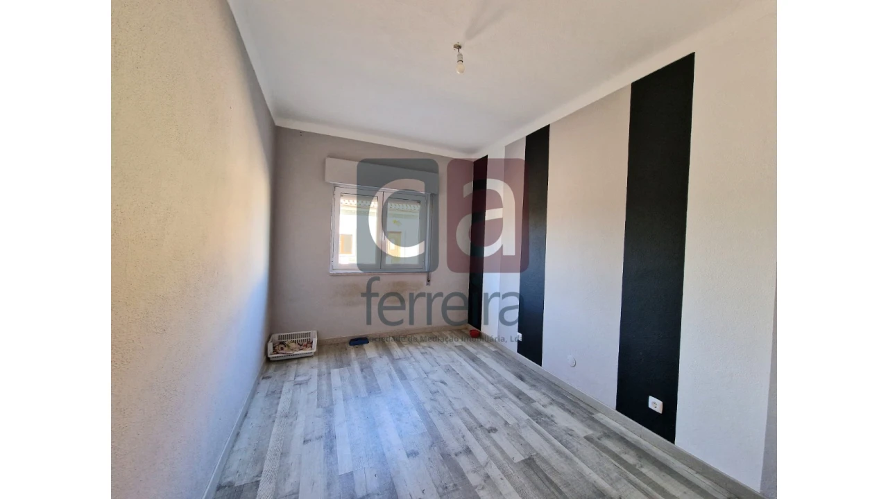 Moradia T4 para Venda em Romeira e Várzea Foto 14