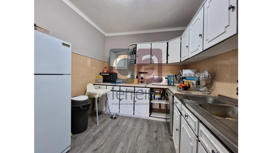 Moradia T4 para Venda em Romeira e Várzea Foto 5