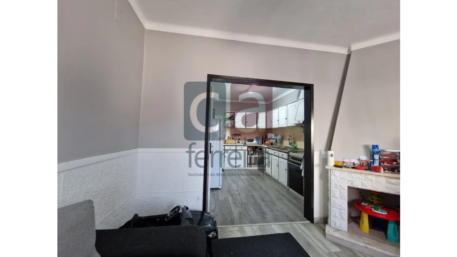 Moradia T4 para Venda em Romeira e Várzea Foto 6