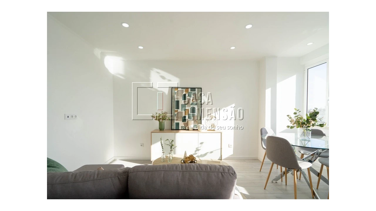 Apartamento T3 para Venda em Benfica Foto 5