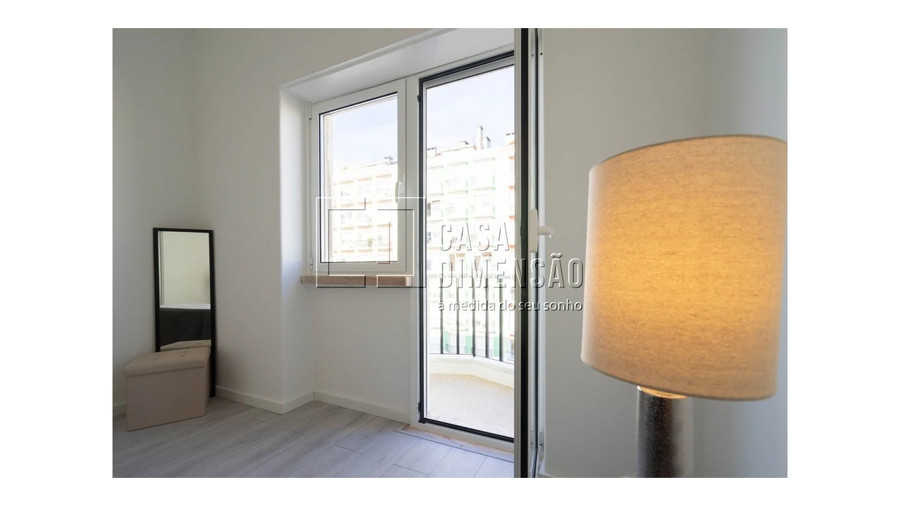 Apartamento T3 para Venda em Benfica Foto 35