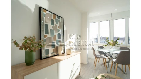 Apartamento T3 para Venda em Benfica