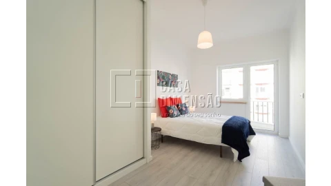Apartamento T3 para Venda em Benfica