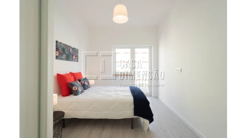 Apartamento T3 para Venda em Benfica