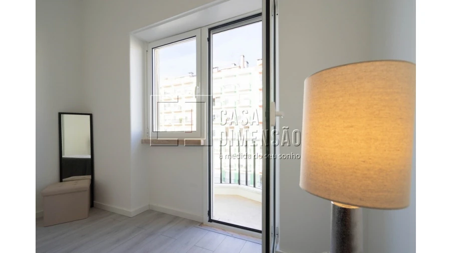 Apartamento T3 para Venda em Benfica Foto 35
