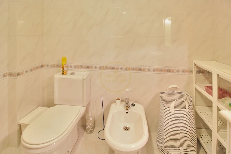 Apartamento T2 para Arrendamento em Lagos (São Sebastião e Santa Maria) Foto 19