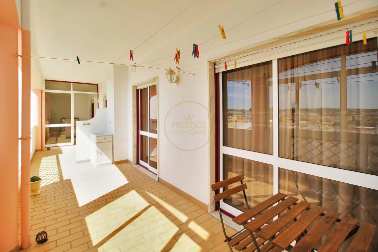 Apartamento T2 para Arrendamento em Lagos (São Sebastião e Santa Maria) Foto 14