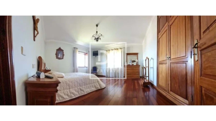 Moradia T4 para Venda em Santo Adrião de Vizela Foto 7