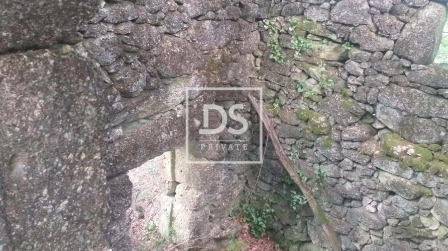 Terreno para Venda em Valdosende Foto 2