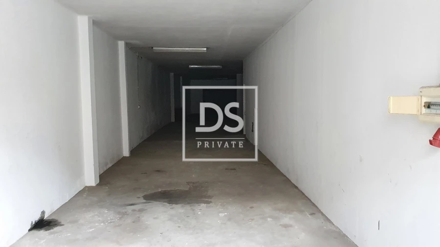 Armazém para Venda em Braga (Maximinos, Sé e Cividade) Foto 4