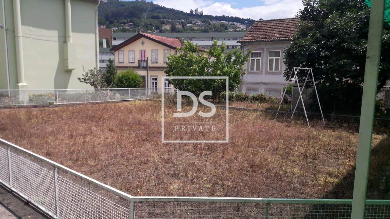 Moradia para Venda em Oliveira, São Paio e São Sebastião Foto 10