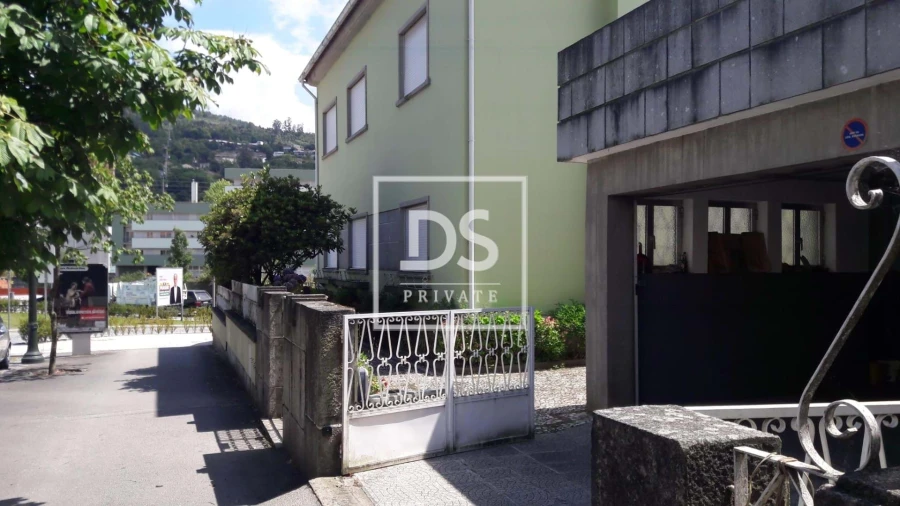 Moradia para Venda em Oliveira, São Paio e São Sebastião Foto 30