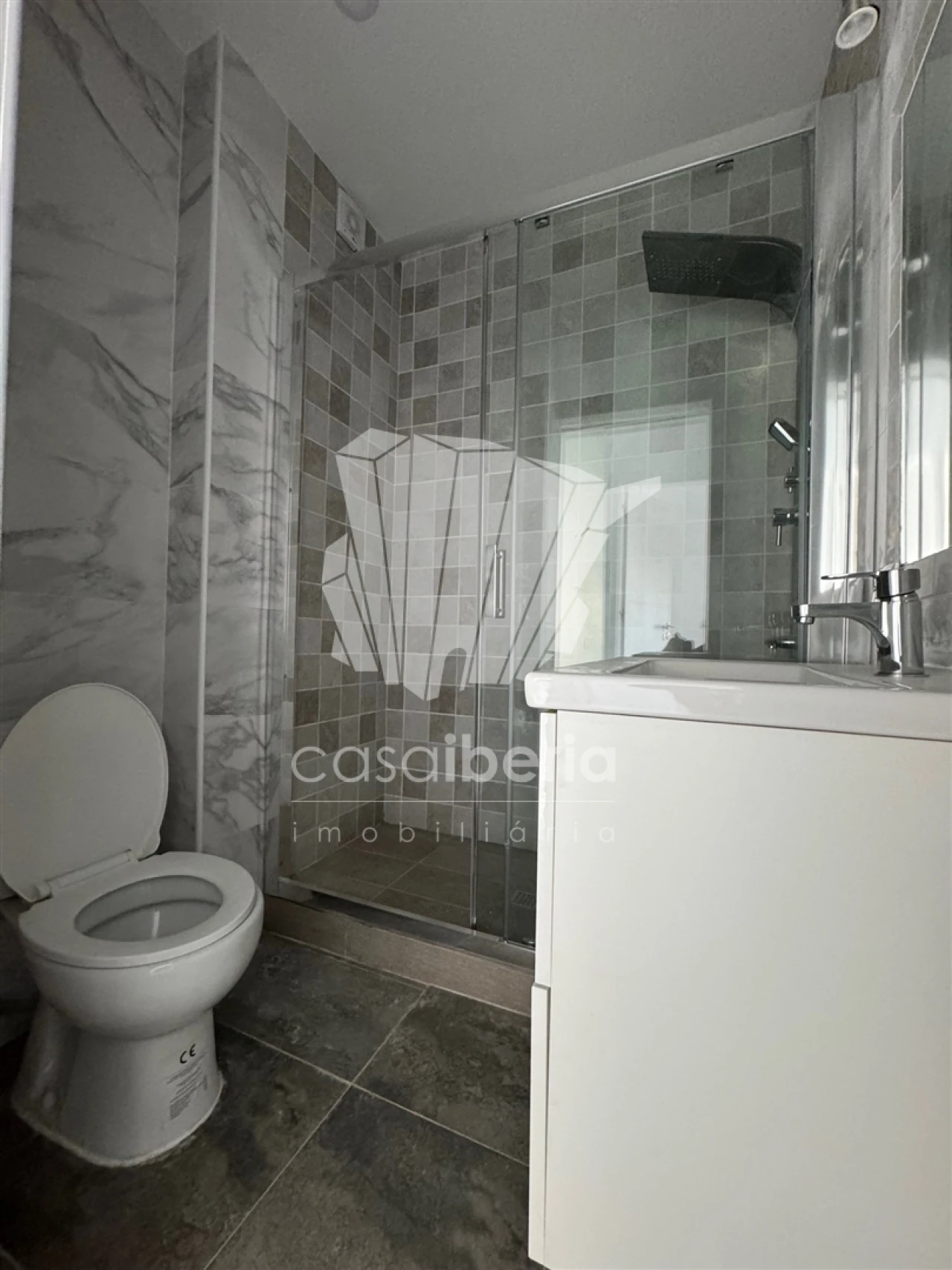Apartamento T1 para Venda em Arroios Foto 12