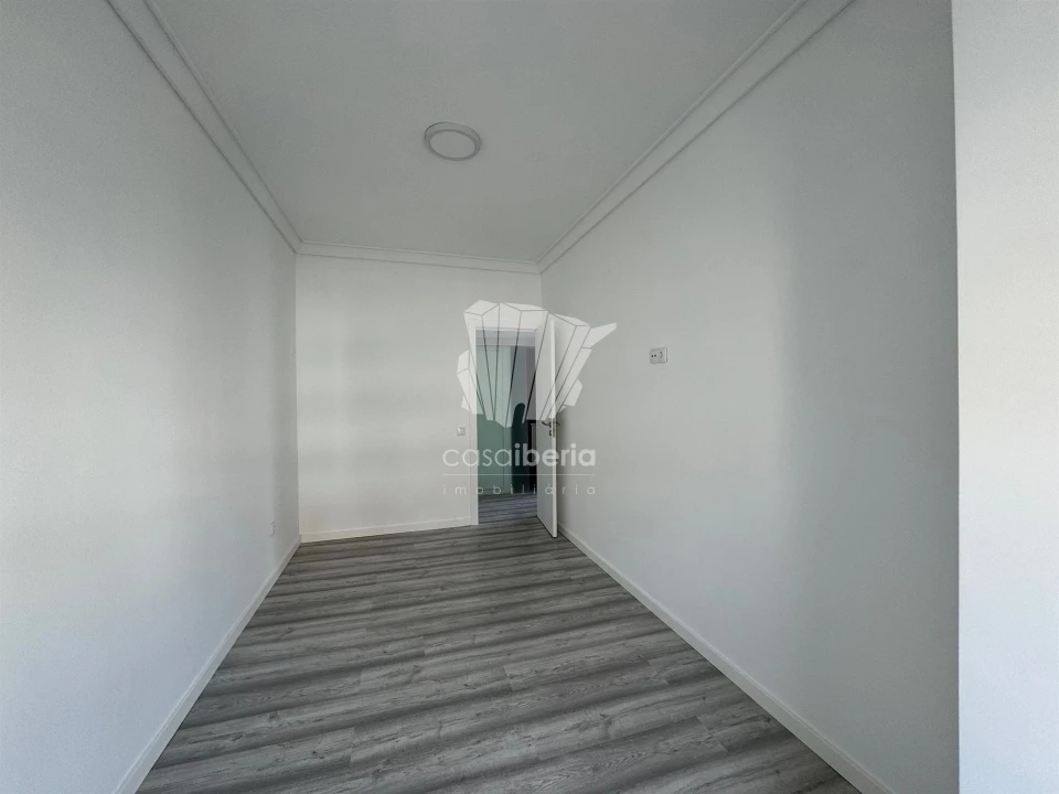 Apartamento T1 para Venda em Arroios Foto 16