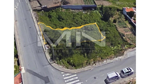 Terreno para Venda em Fânzeres e São Pedro da Cova
