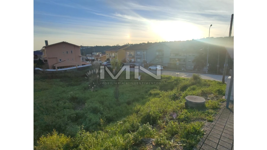 Terreno para Venda em Fânzeres e São Pedro da Cova Foto 2