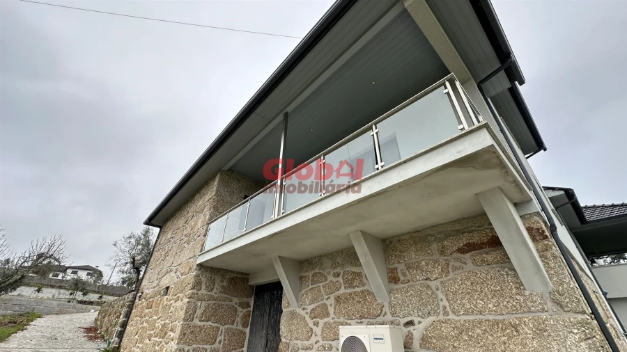 Quinta T0 para Venda em Parada de Gonta Foto 5