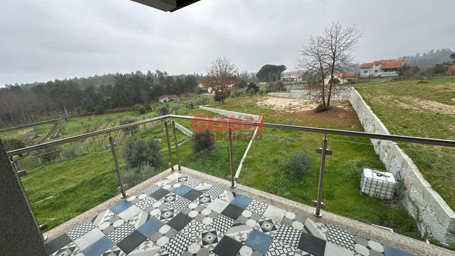 Quinta T0 para Venda em Parada de Gonta Foto 26
